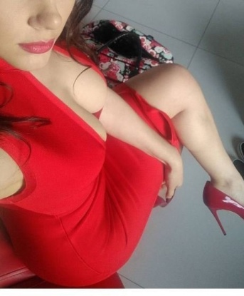 Чувственная и страстная брюнетка готова порадовать вас самыми разнообразными услугами. Расслабьтесь и насладитесь мной, я создана для вашего удовольствия. Звоните, не стесняйтесь! 3839, 28 лет